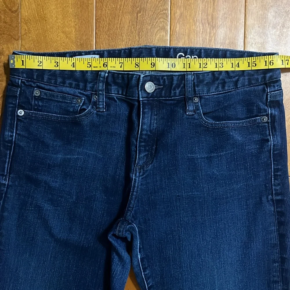 GAP Women's Straight Leg Jeans - Indigo Wash